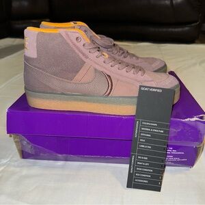 (BRAND NEW) Nike Blazer & Goat Verified